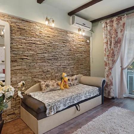 Apartamento Feels Like - Old Town Bucarest