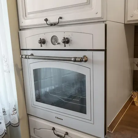 Feels Like - Old Town